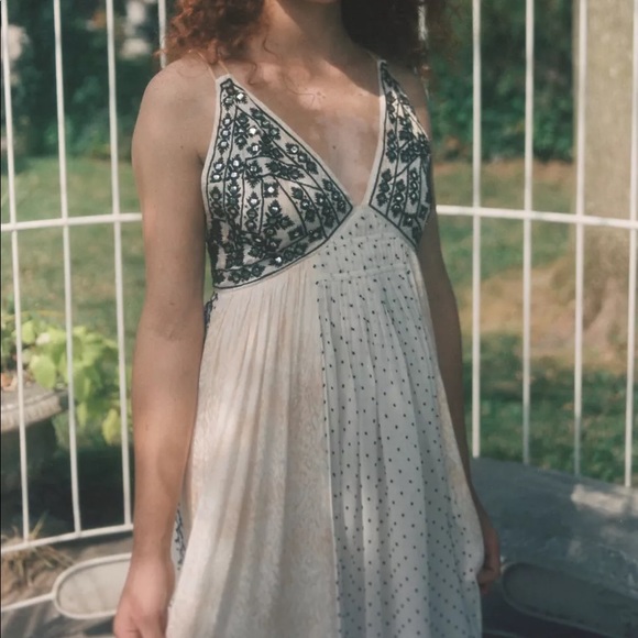 NWT UO Stunning Boho Maxi Dress Flowy Swingy Small - Picture 16 of 16